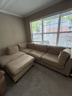 Sectional Couch w/ ottoman in Oatmeal Beige