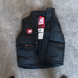 Canada Weather Gear Puffer Vest