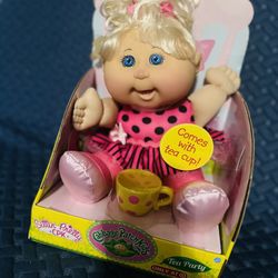 New Cabbage Patch Kids Sittin Pretty Tea Party 2014