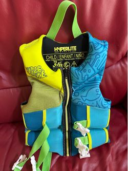 Infant swimming vest