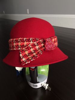Red Hat 100% Wool Made in Italy - Charter Club