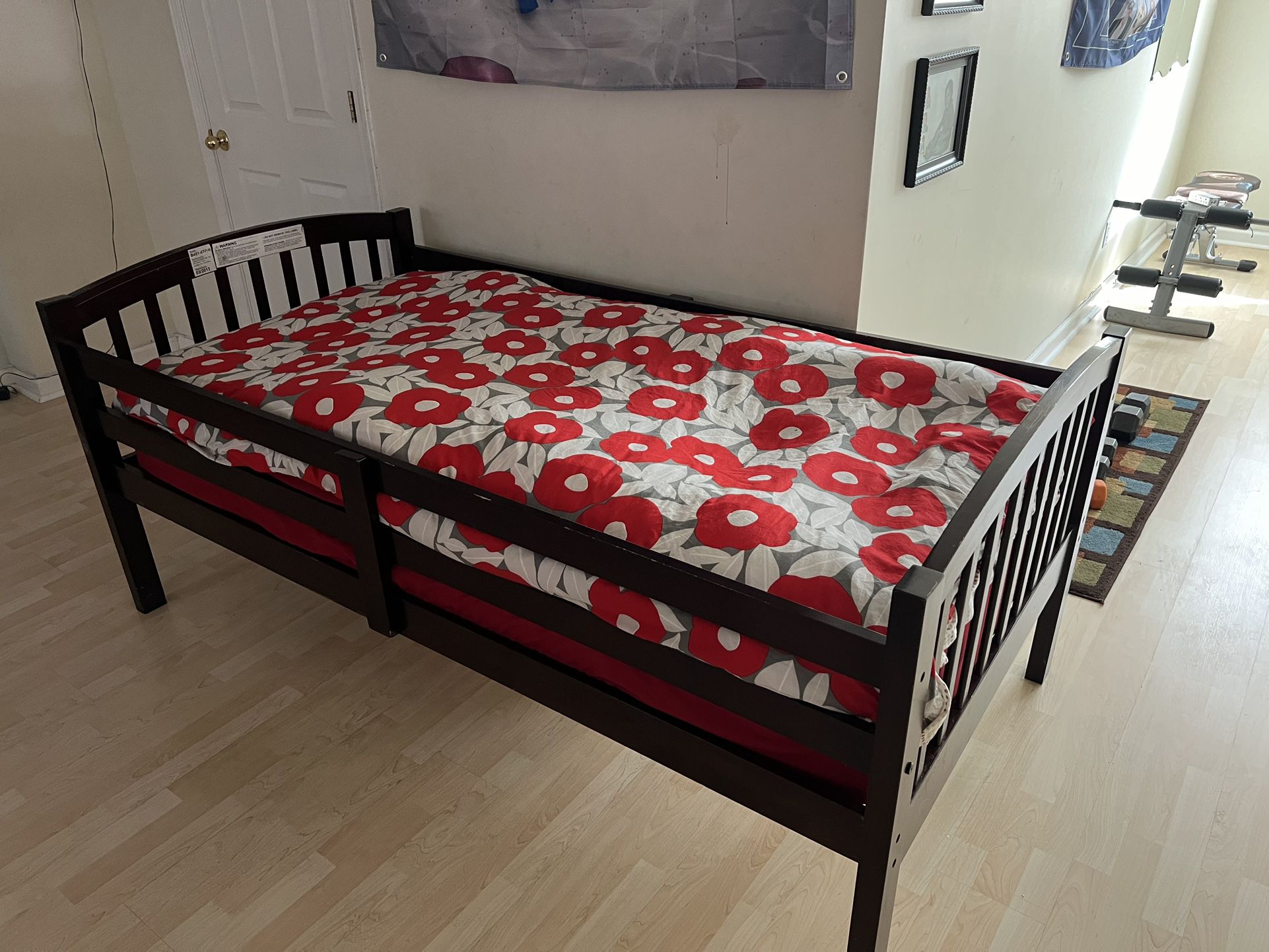 Twin Beds (Bunk Bed) with Premium Mattress