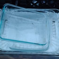 Used Stone Ware And Glassware Baking Sheets