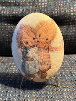 Vintage Crackled Betsey Clark Hallmark Oval Ceramic Decor