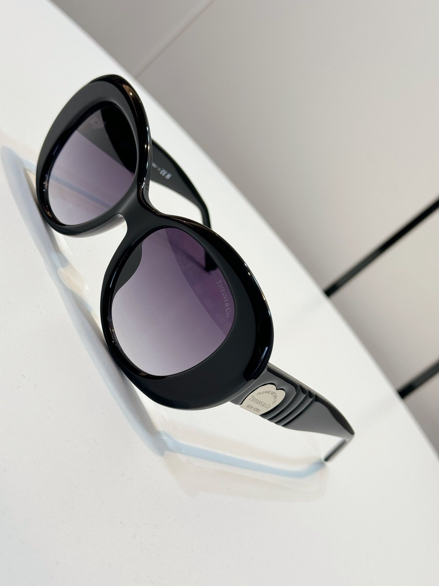 Return to Tiffany Sunglasses with Purple Lenses