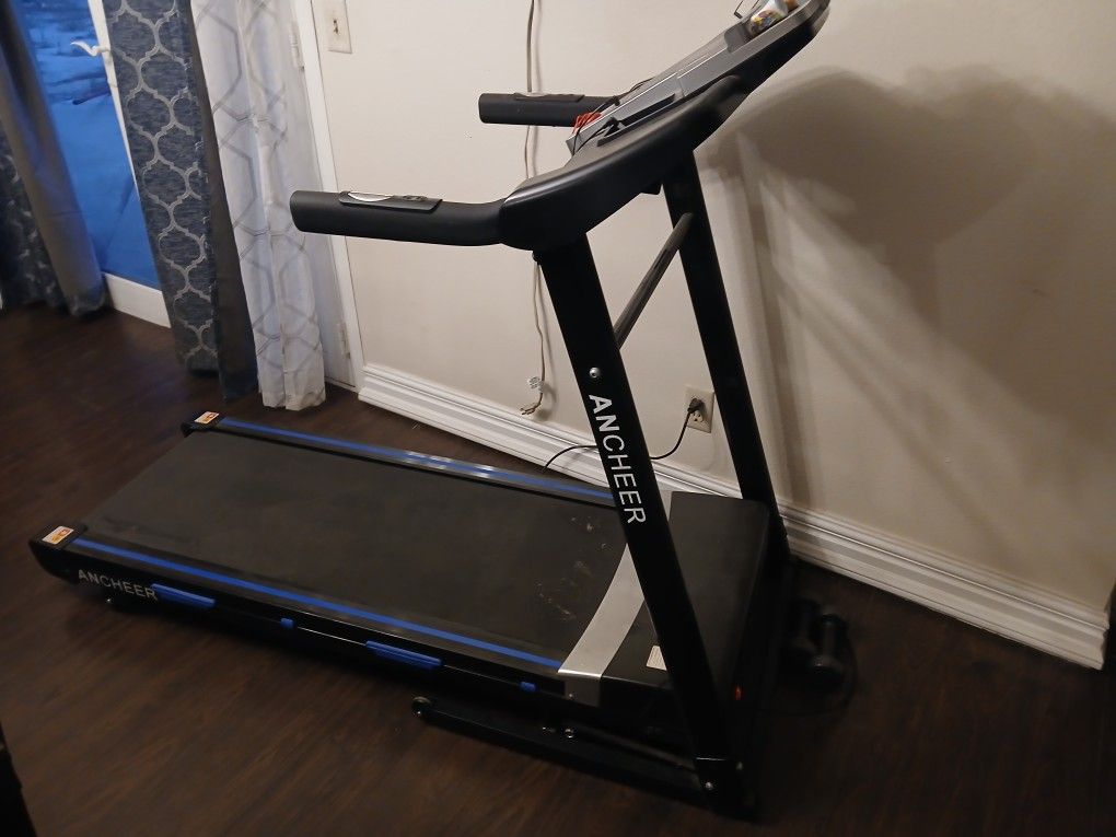 Treadmill Exercise Machine
