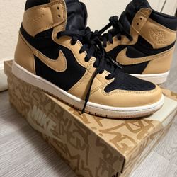 Jordan 1 Retro “ High Og”  11m