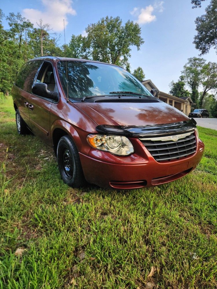 07 Town And Country 