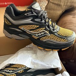 Saucony Progrid Omni 9