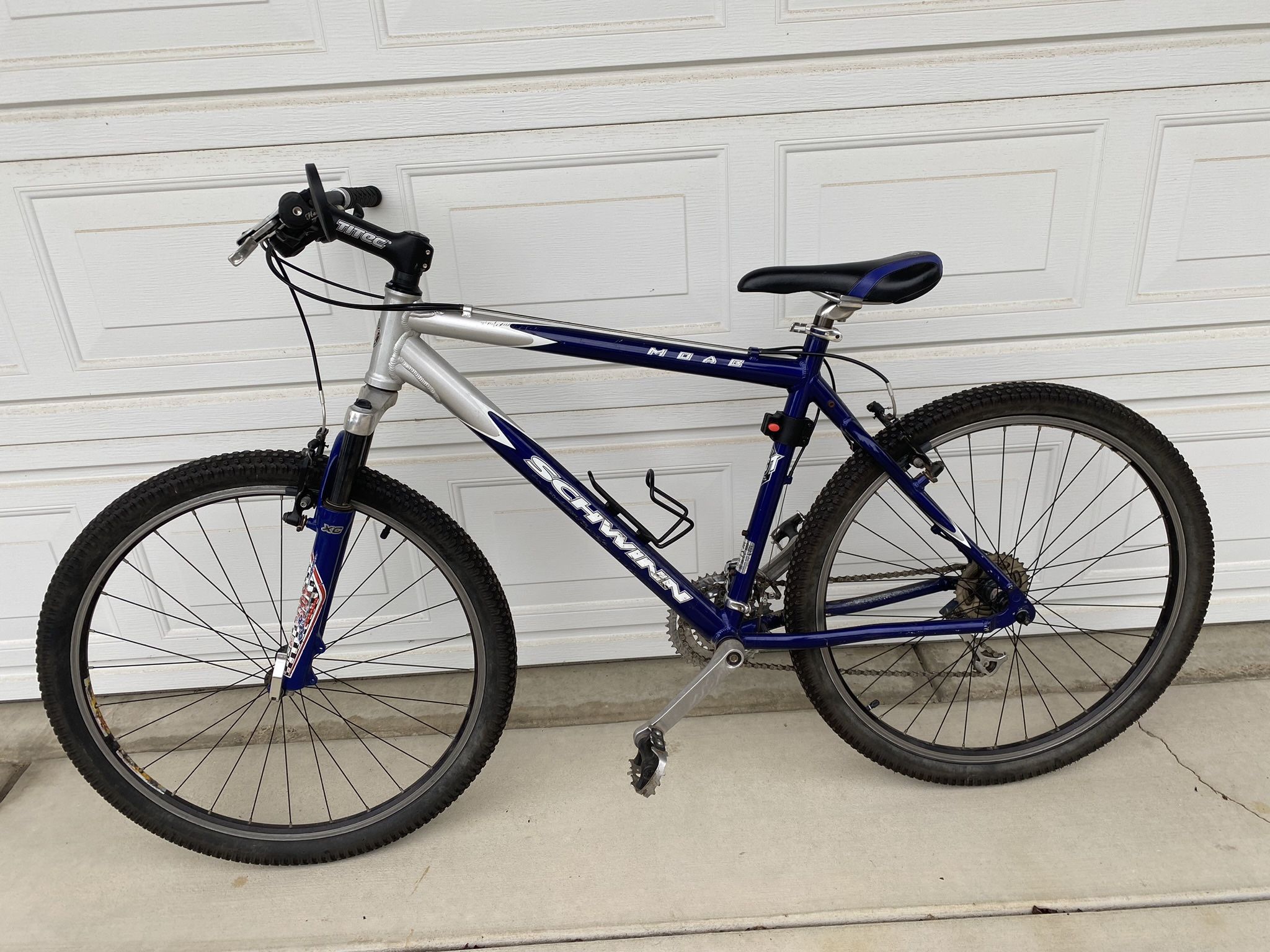 schwinn moab bicycle (M) [Upcycled]  Unspokin Schwinn Moab Disc - Mountain