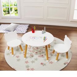 Bear Kids Table Set With 2 Chairs 