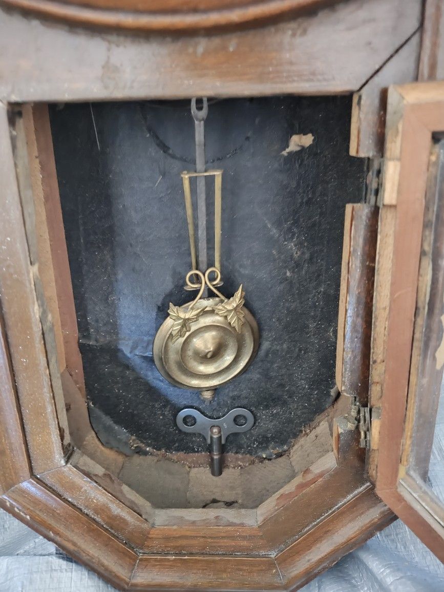 Regulator Antique Wall Clock