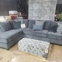2 Pc Gray Fabric Sectional With Accent Pillows (New)