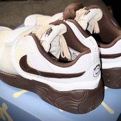 Nike Zoom Field Jaxx Travis Scott Light Chocolate 