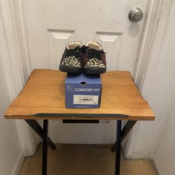 New Women Shoes Size 8 1/2