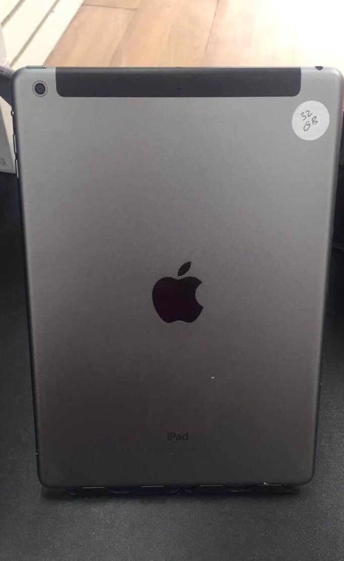 iPad Air five generation Unlocked Like New Condition With 30 Days Warranty