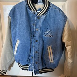 Disney Mickey Mouse retro 90s jacket
