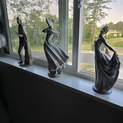Lladro And NAO Figurines