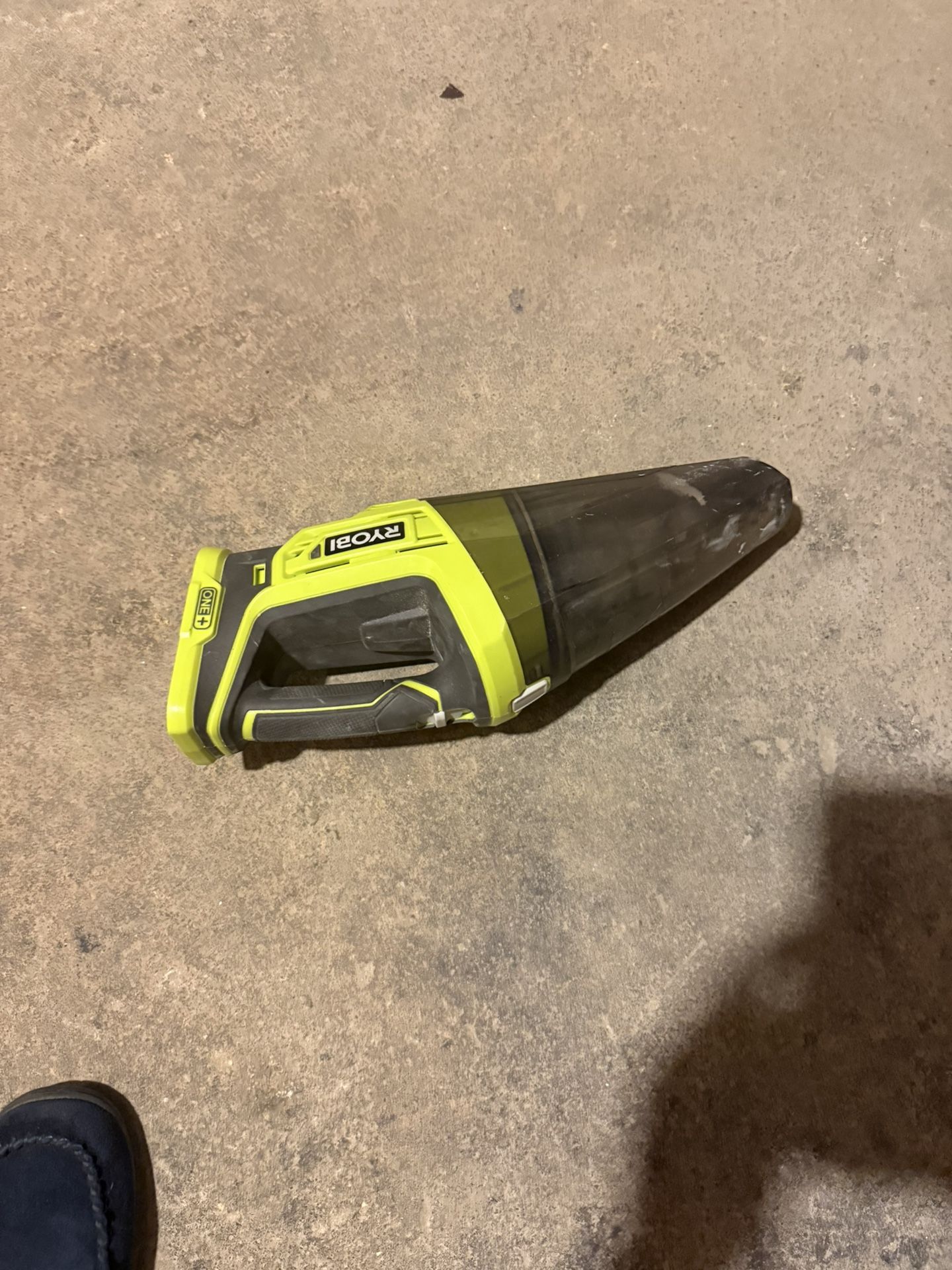 Ryobi Vacuum
