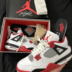 Jordan 4 Fire Red 
