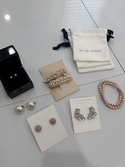 Olive & Piper Jewelry Earrings Swarovski