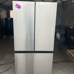 Samsung Refrigerator $799