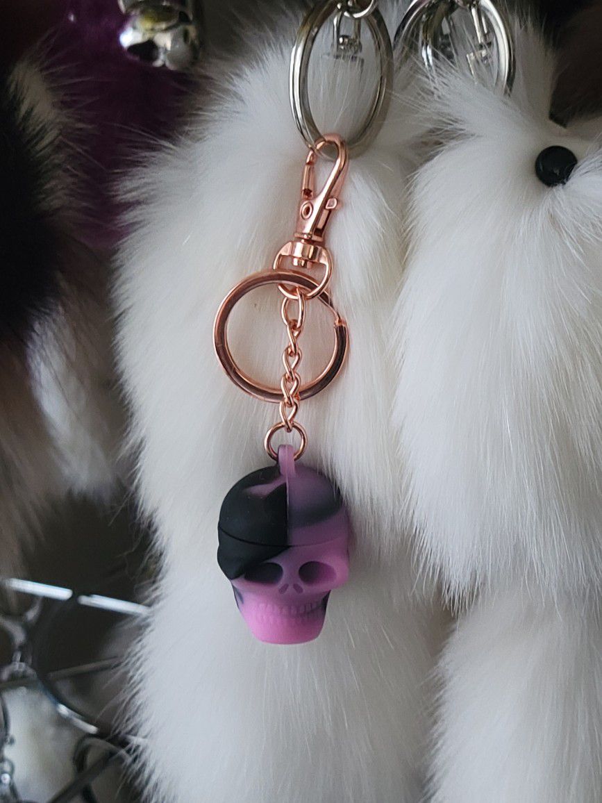 Rose Gold 3ml Pink/Black Silicone Skull Storage Container Keychain 