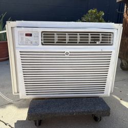 Window AC unit