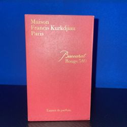 baccarat rouge 70ml never worn smells really good long lasting‼️