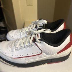 Men’s Jordan 2 Low. Size: 10. Black/White/Red