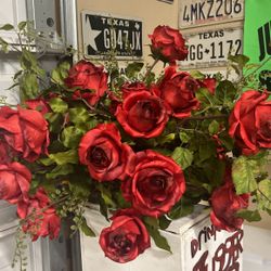 Wedding  Red Flowers Arrangements 