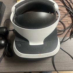 Psvr For PS4 /w 2 Move Controllers And 2 Games