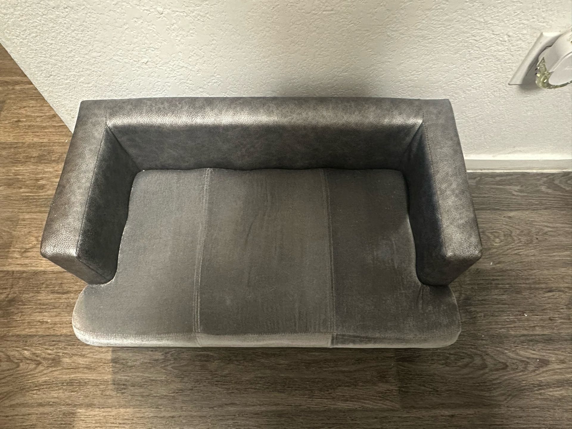 Small Pet Sofa 