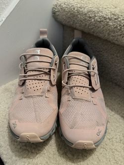 On Cloud Women’s Waterproof Sneakers  Shoes, pink Rose Lunar- size 6 clean