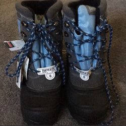 Ranger Women’s Winter Boots 🥾 Size 6