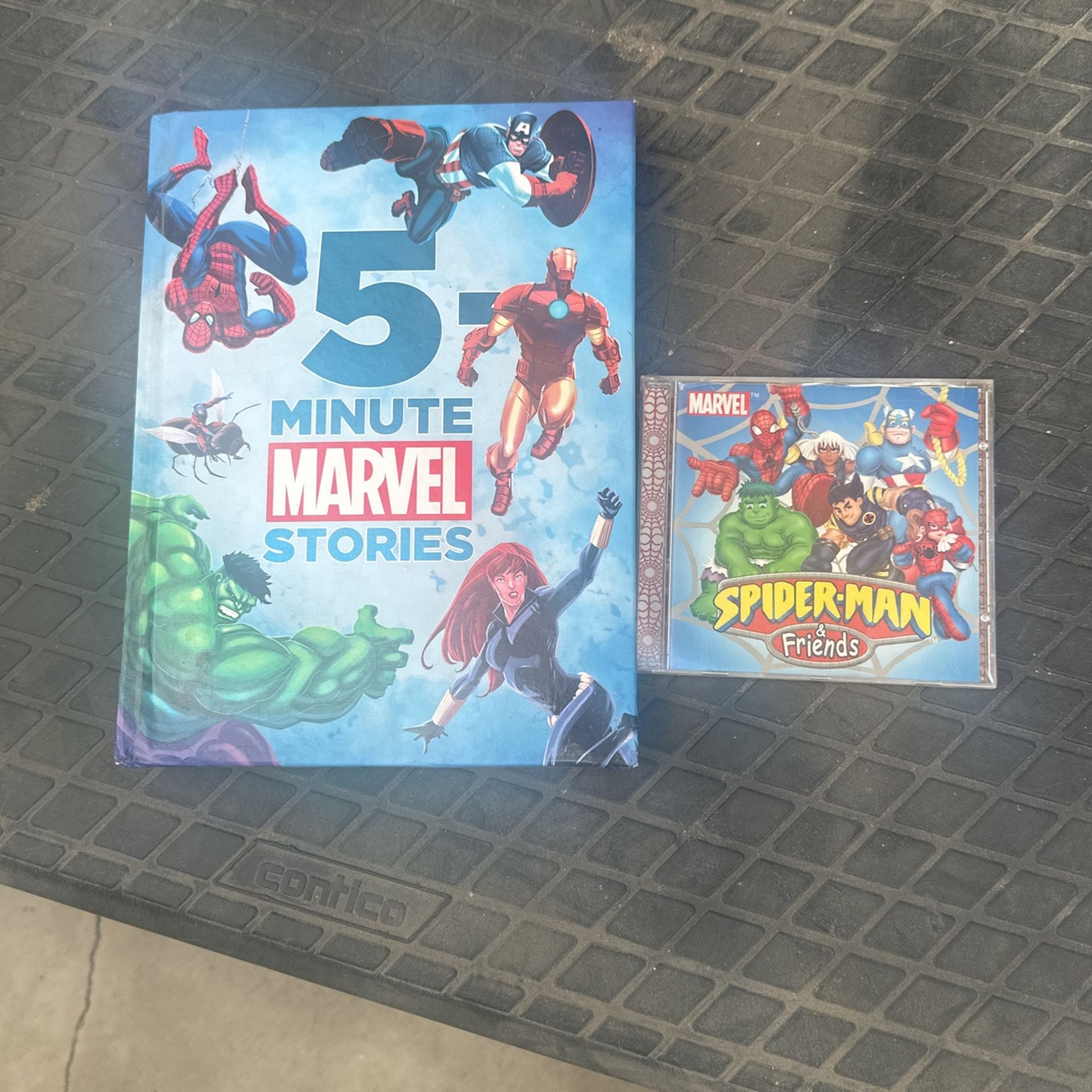 Vintage Marvel Super Hero Book And CD