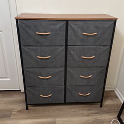 $25 Cute And Simple Dresser Good Condition Barely Used 