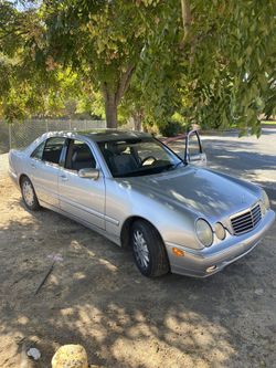 2001 Mercedes Benz E320 198k Miles