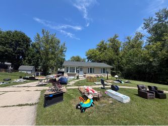GARAGE SALE 12-6 SAT & SUN