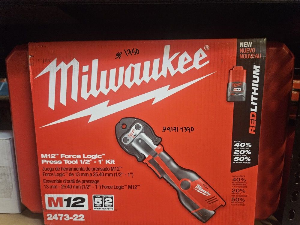 Milwaukee M12 Force Logic Press Tool 1/2" - 1"