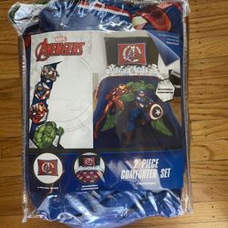 Marvel 3  piece Comforter Set- twine size 