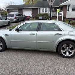 2005 Chrysler 300