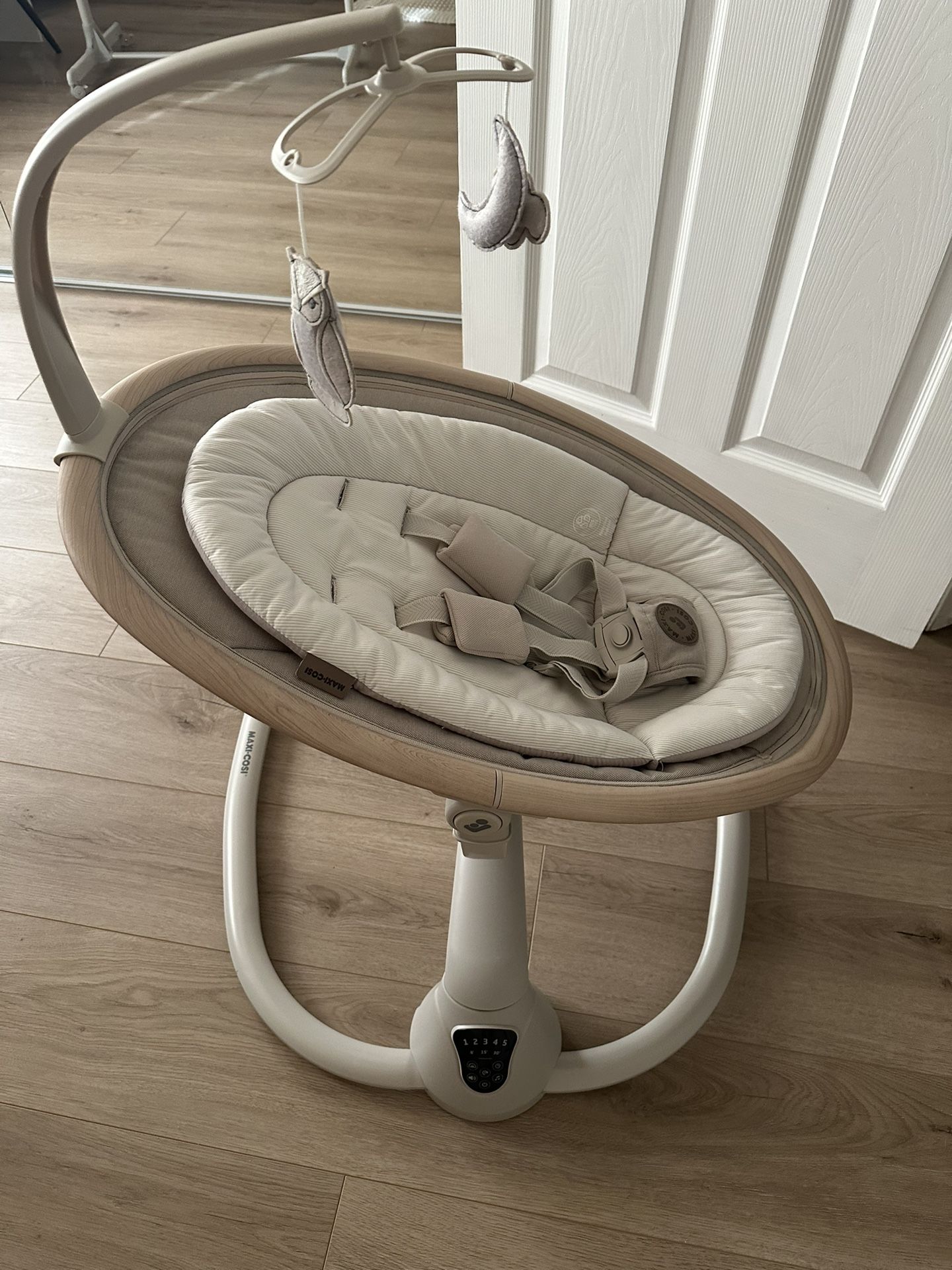 Maxi Cosi Baby Swing