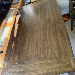 Dinning Table 