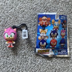 Monogram Modern Sonic The Hedgehog Series 1 - Amy Keychain