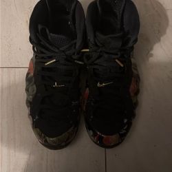 Rose Black Foams Size 12