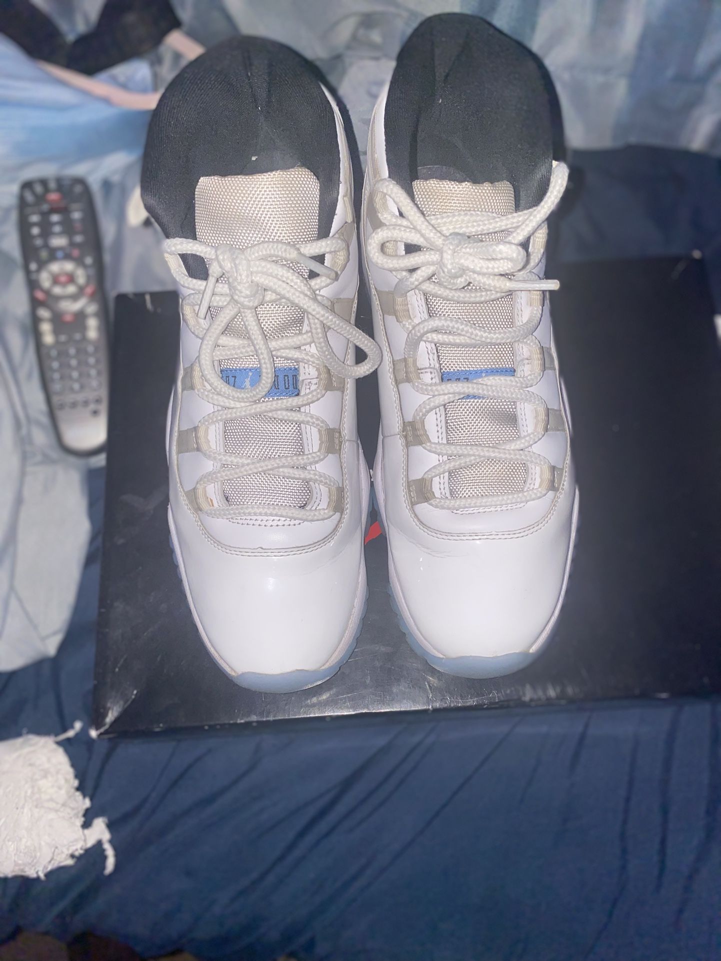 Jordan 11 Retro White Legend Blue Black