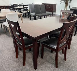 Bonito Comedor De Madera Nuevo En Caja
