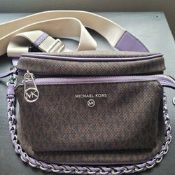 Michael Kors Medium Slater Sling Purse