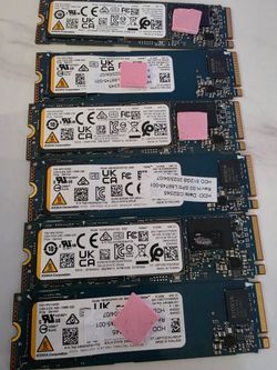 512GB M.2 NVMe SSD (PCIe Gen 4 x4)